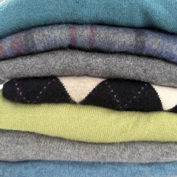 7 Piece Lot 100% Cashmere Sweater Craft Cutter Repurpose Recycle Blue Cool Tones - Picture 2 of 13